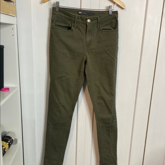 Levi's Denim - Levi's Women's Skinny Jeans in Olive Green